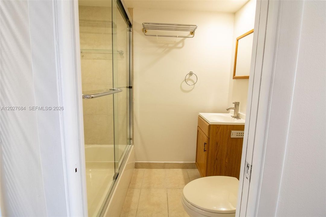 En Renta: $2,400 (2 camas, 2 baños, 893 Pies cuadrados)