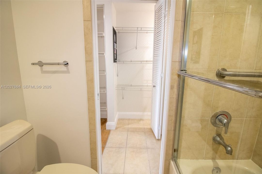 En Renta: $2,400 (2 camas, 2 baños, 893 Pies cuadrados)