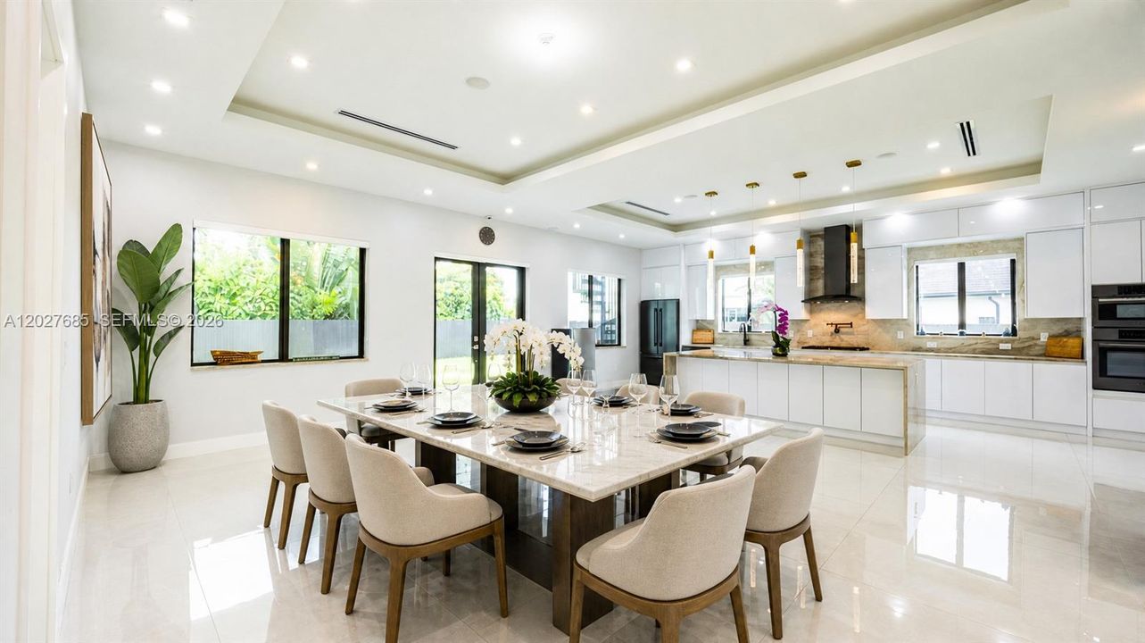For Sale: $2,100,000 (4 beds, 4 baths, 2528 Square Feet)