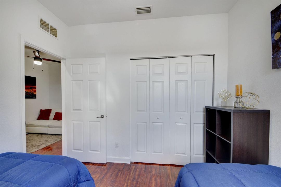 10342 Wellington Parc Dr (45)