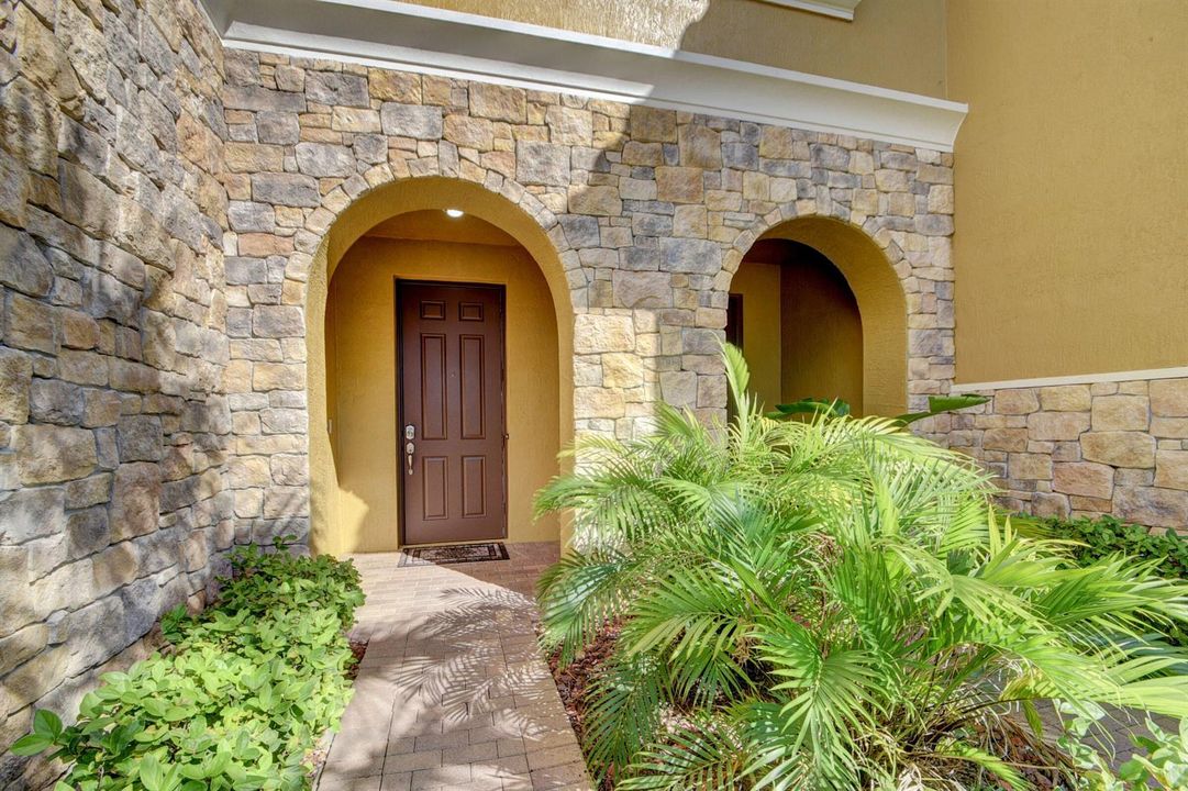 10342 Wellington Parc Dr (50)