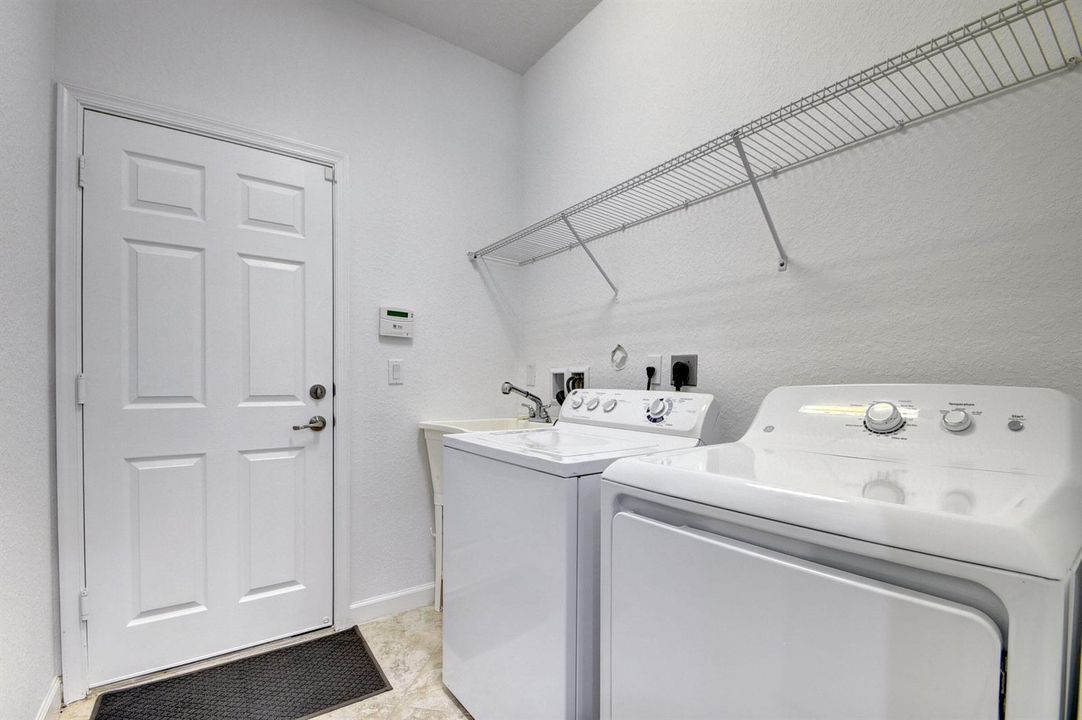 10342 Wellington Parc Dr (33)