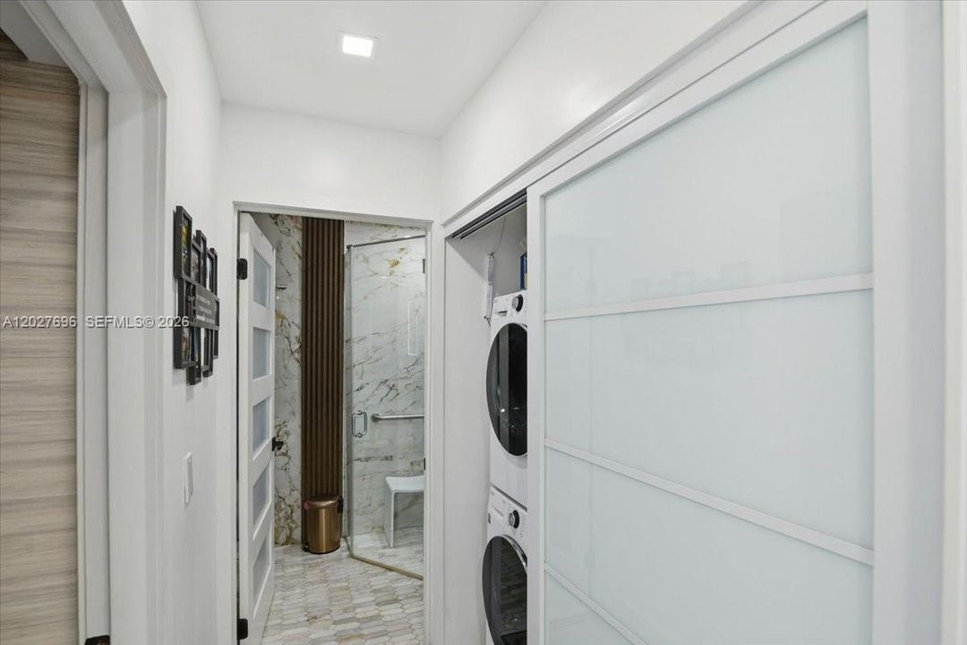 For Sale: $719,000 (3 beds, 2 baths, 1712 Square Feet)