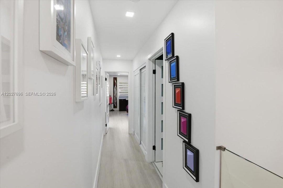 For Sale: $719,000 (3 beds, 2 baths, 1712 Square Feet)