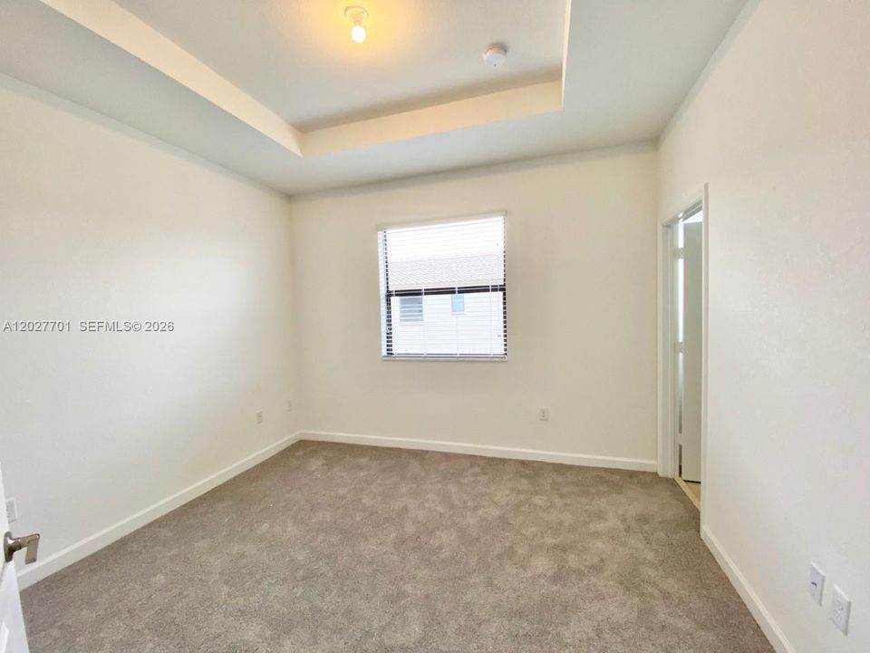 For Rent: $2,450 (3 beds, 3 baths, 1326 Square Feet)