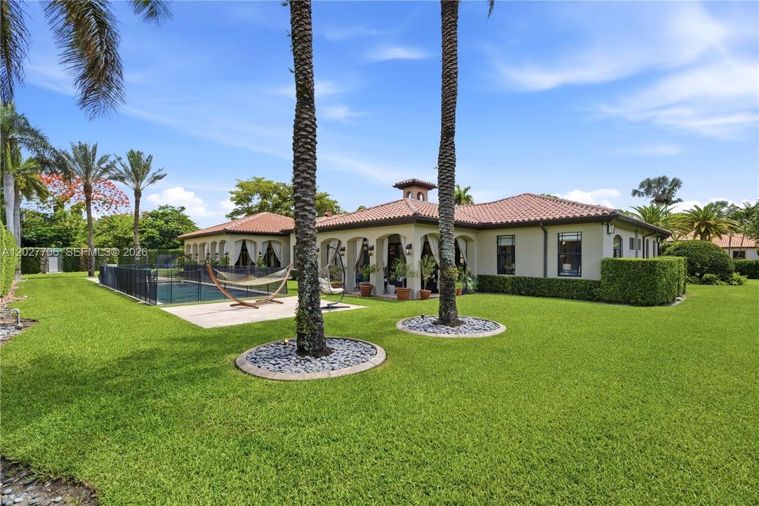 For Sale: $4,250,000 (5 beds, 4 baths, 5236 Square Feet)
