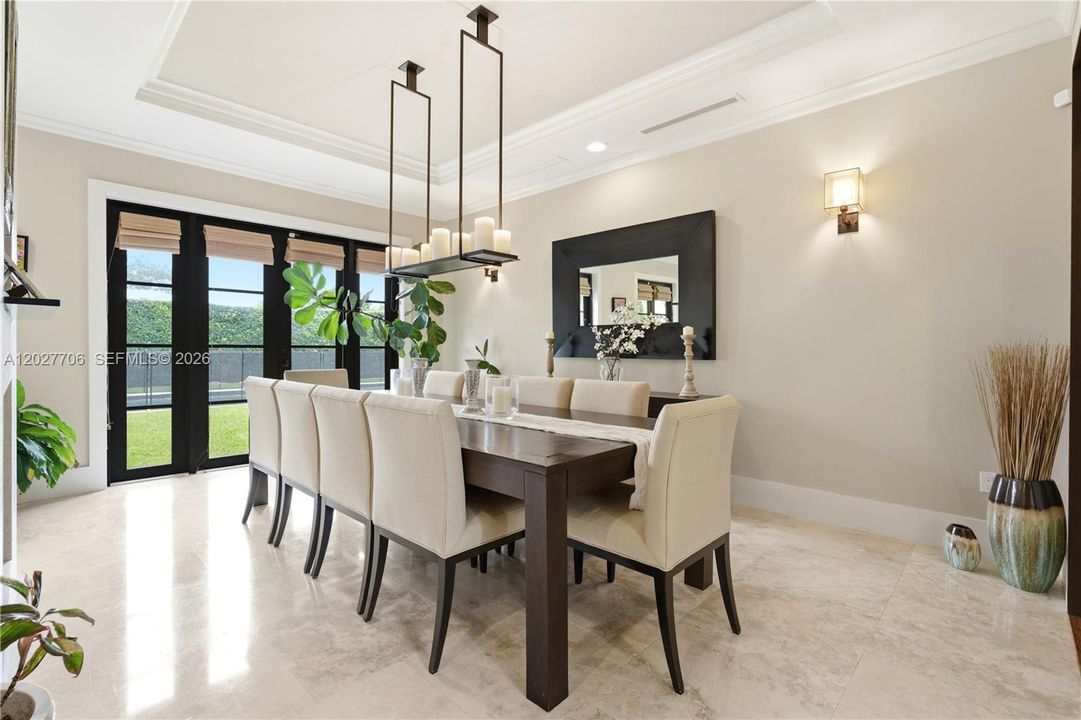 For Sale: $4,250,000 (5 beds, 4 baths, 5236 Square Feet)