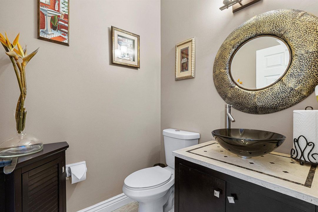 1st Fl Powder Room