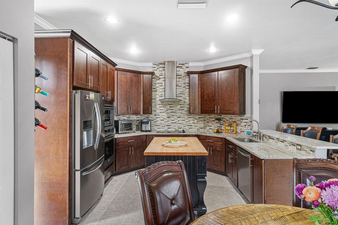 Open Kitchen