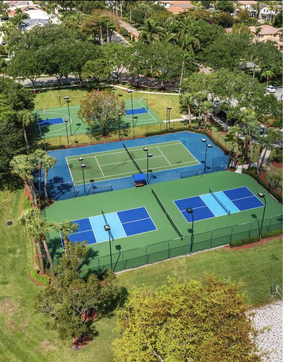 Pickleball & Tennis