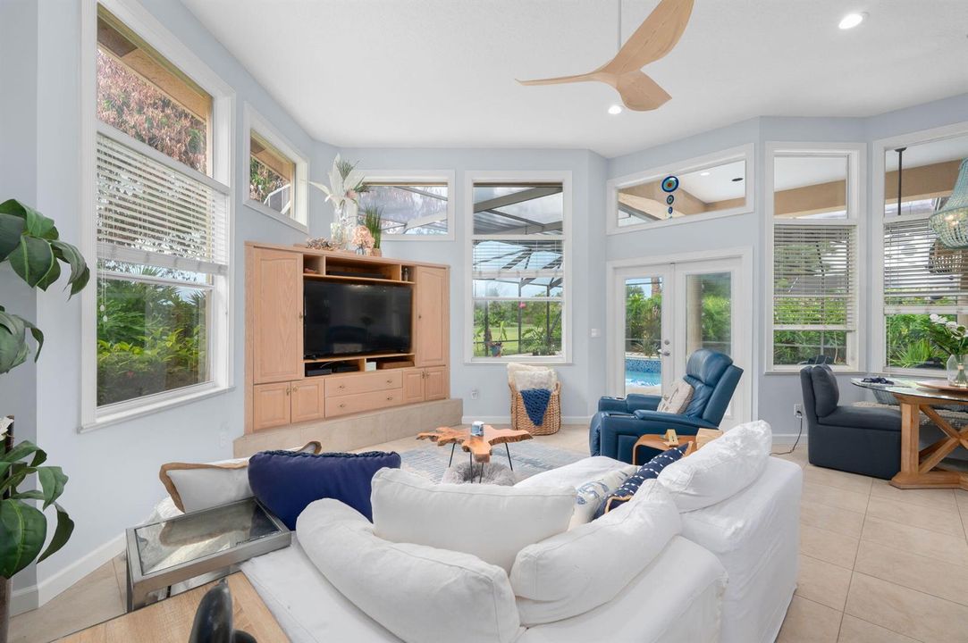 28-web-or-mls-1306 SW Cottonwood Cove -