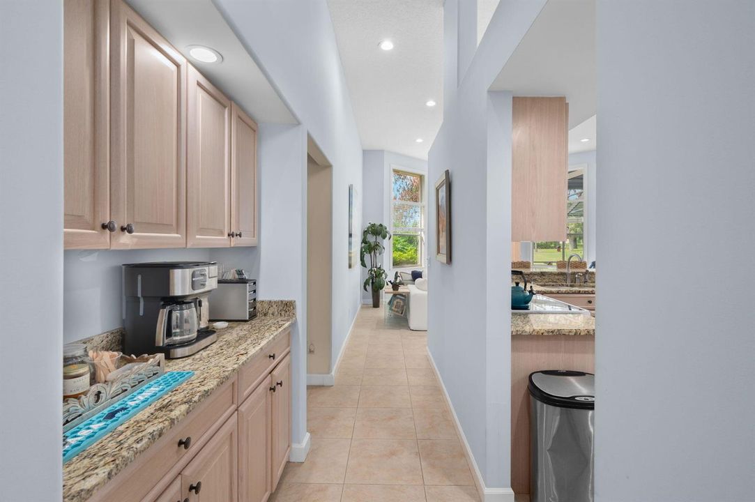 22-web-or-mls-1306 SW Cottonwood Cove -