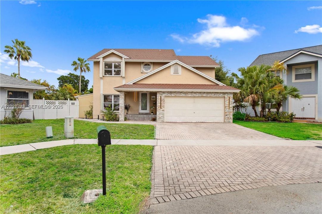 For Sale: $730,000 (4 beds, 2 baths, 2114 Square Feet)