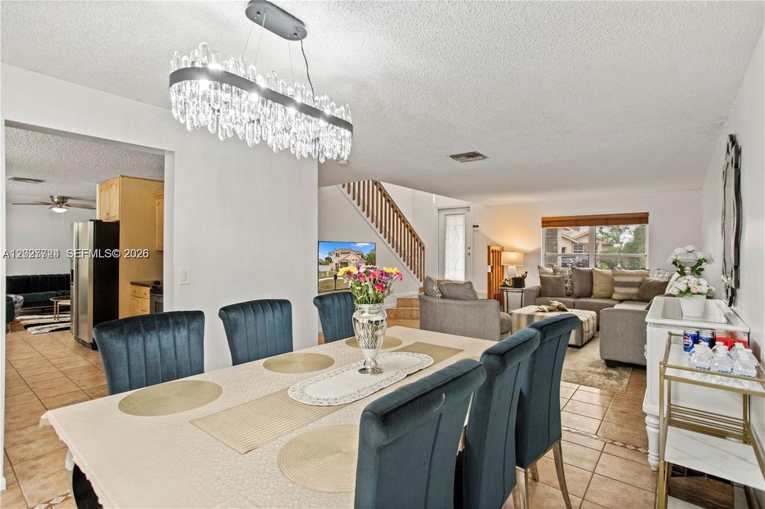 For Sale: $730,000 (4 beds, 2 baths, 2114 Square Feet)