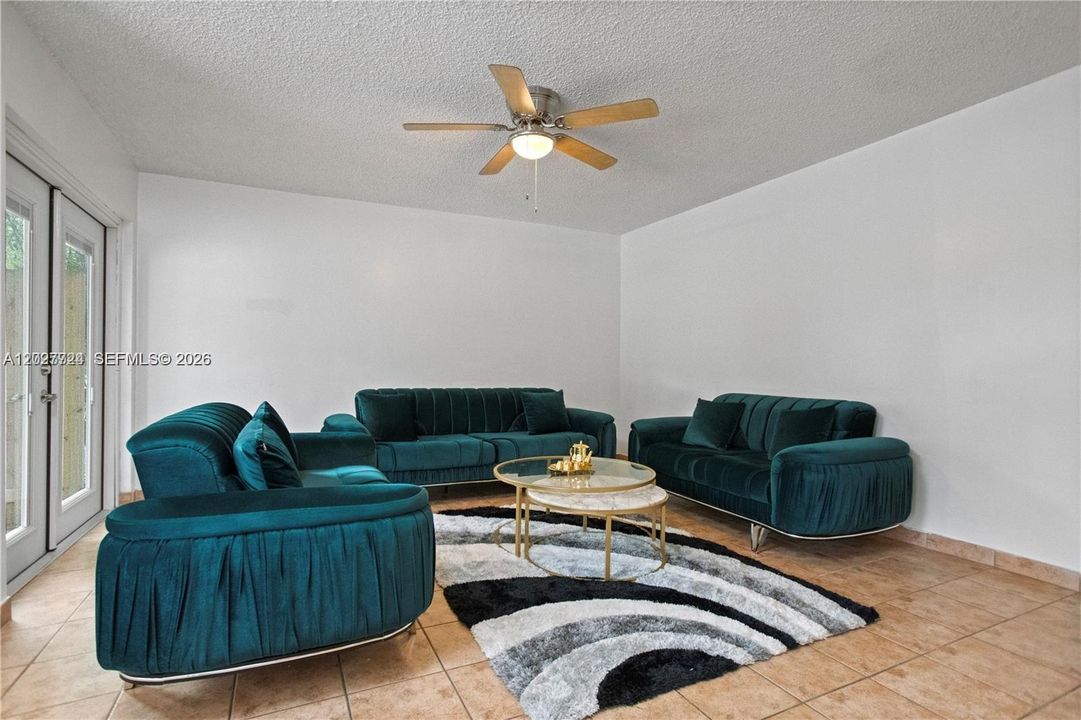 For Sale: $730,000 (4 beds, 2 baths, 2114 Square Feet)