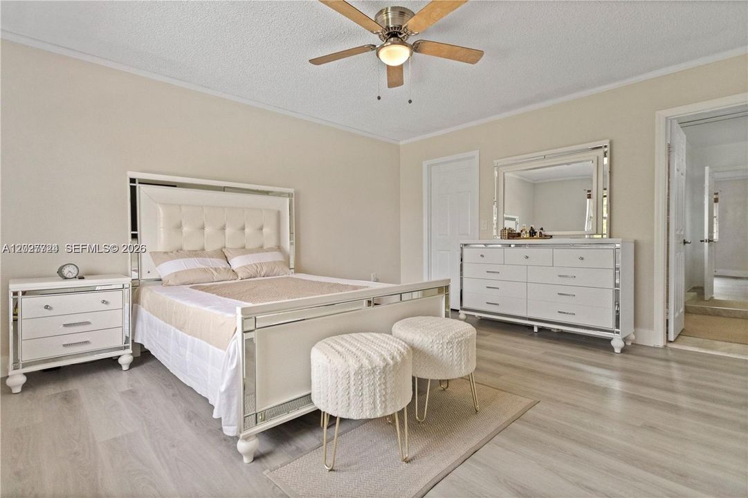 For Sale: $730,000 (4 beds, 2 baths, 2114 Square Feet)