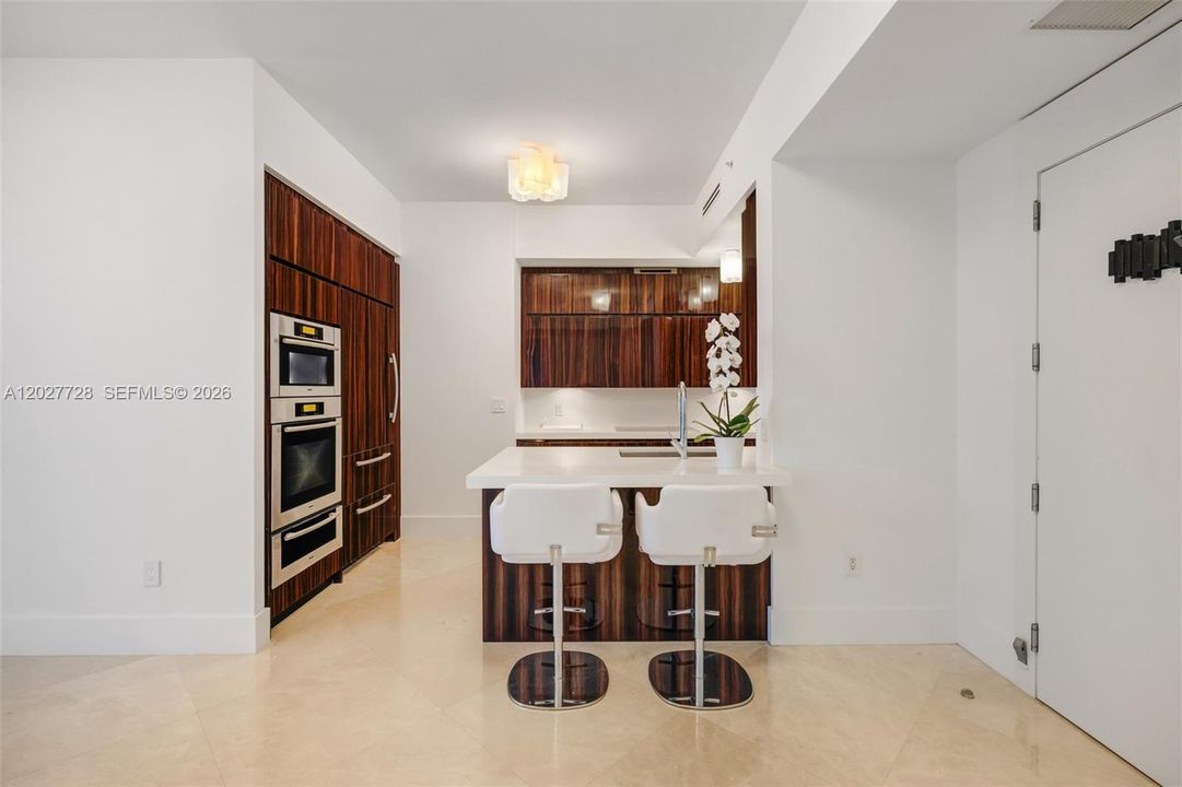 For Rent: $20,000 (2 beds, 2 baths, 1443 Square Feet)
