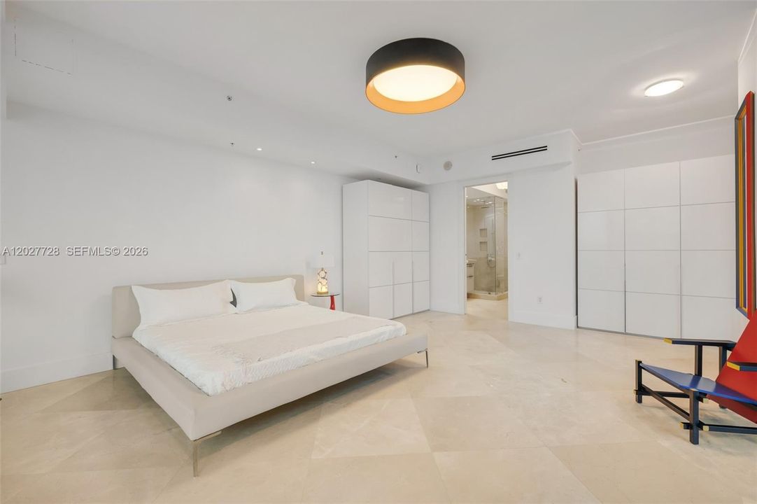 For Rent: $20,000 (2 beds, 2 baths, 1443 Square Feet)