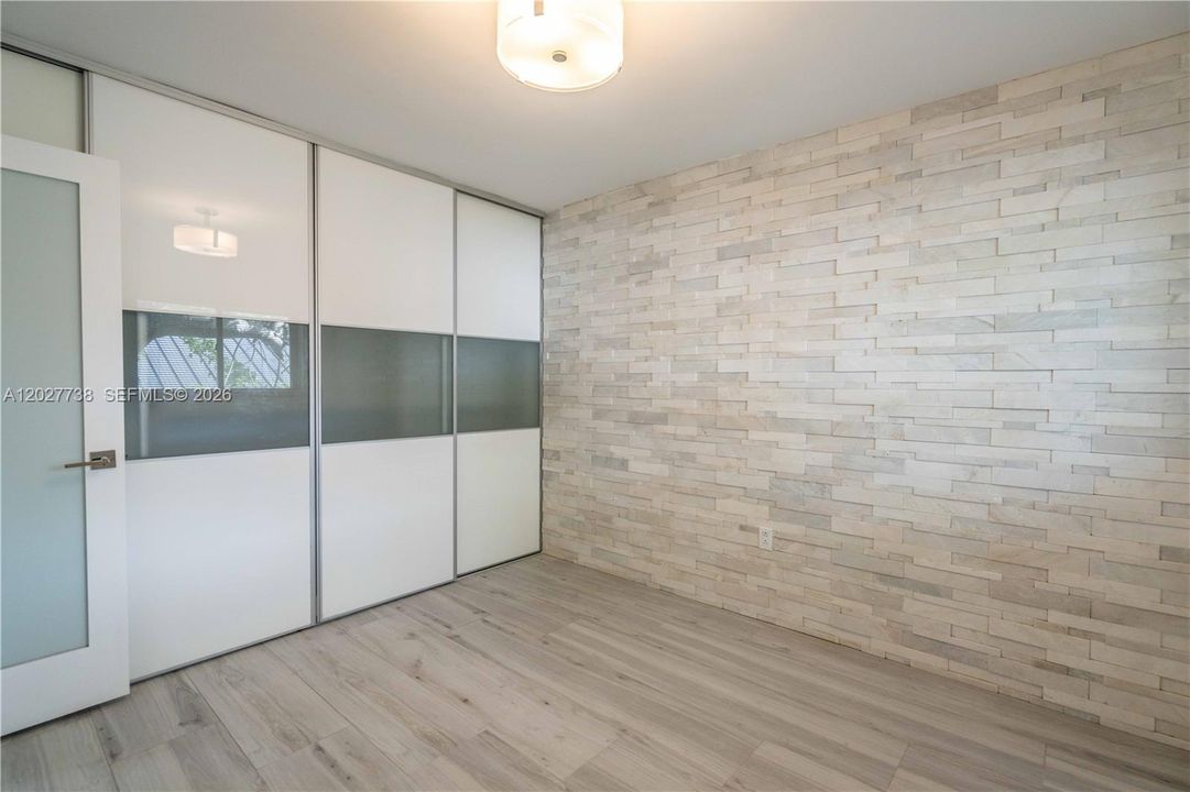 В аренду: $3,400 (2 спален, 1 ванн, 677 Квадратных фут)