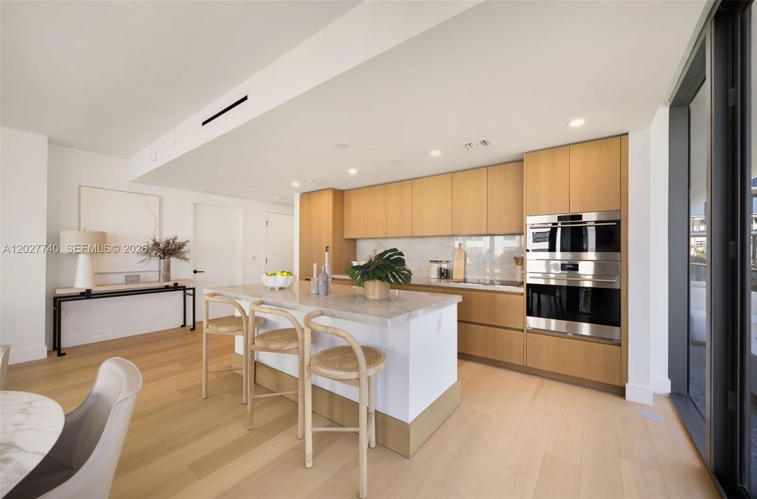 For Sale: $3,650,000 (3 beds, 3 baths, 2326 Square Feet)