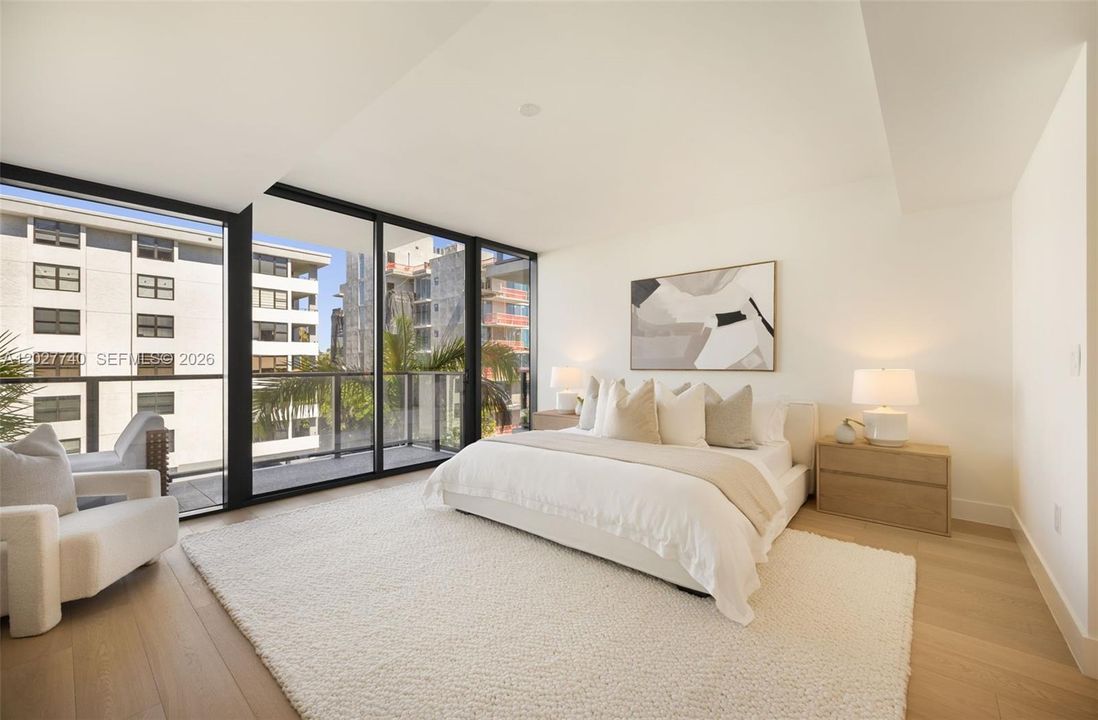 For Sale: $3,650,000 (3 beds, 3 baths, 2326 Square Feet)