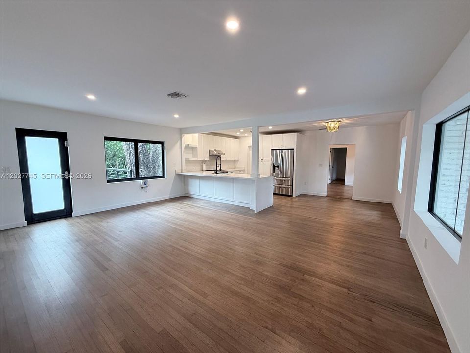 На продажу: $1,995,000 (3 спален, 2 ванн, 1808 Квадратных фут)