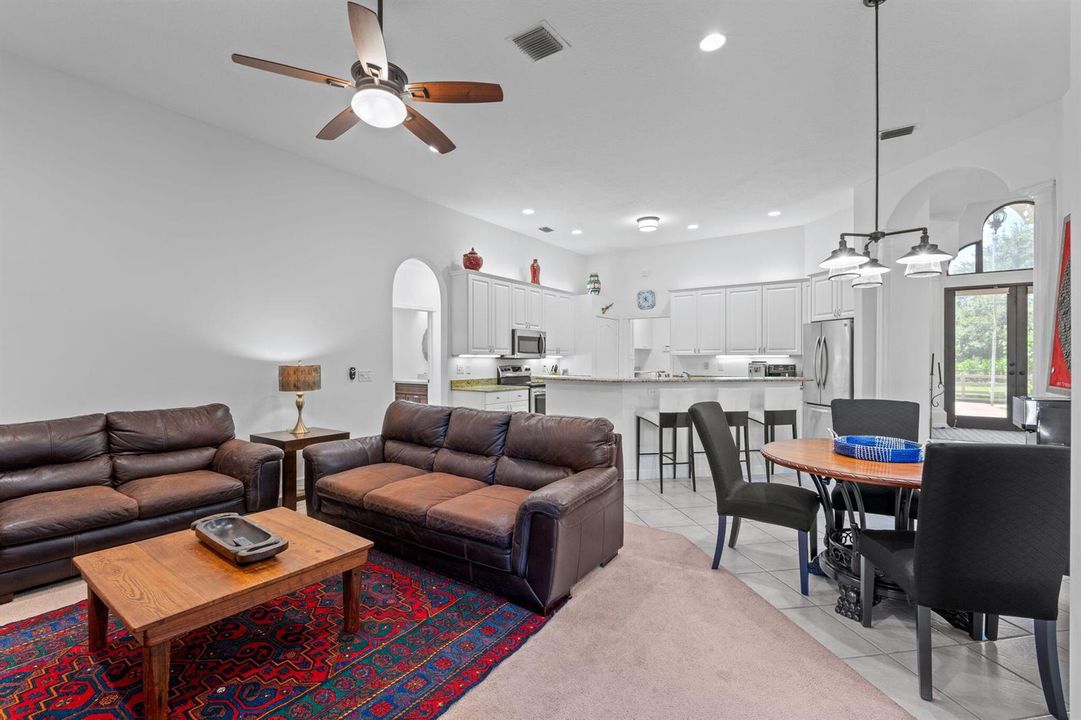 81-web-or-mls-A7408502