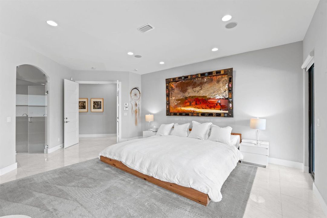 54-web-or-mls-A7404713