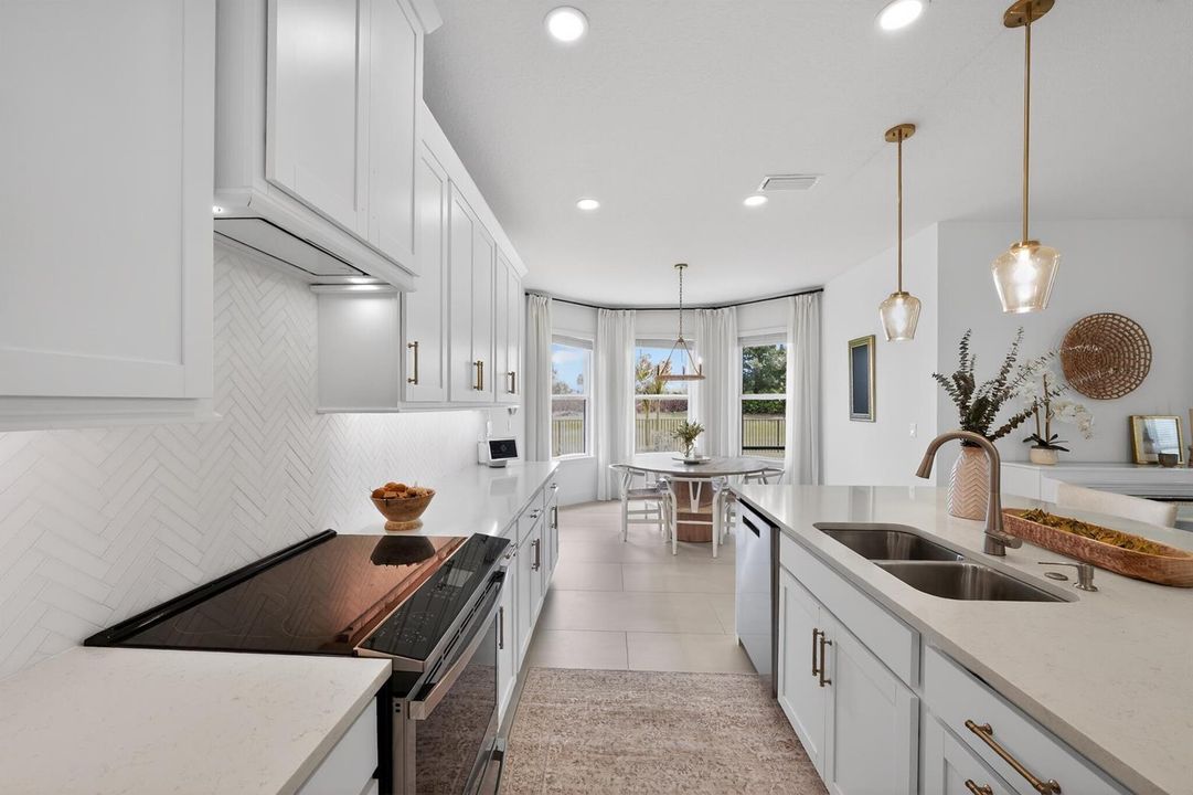 36_11870_SW_Macelli_Wy-Kitchen-0405