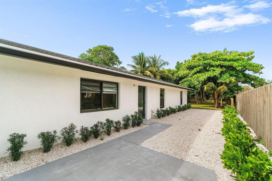 007-608Southeast2ndAvenue-DelrayBeach-FL