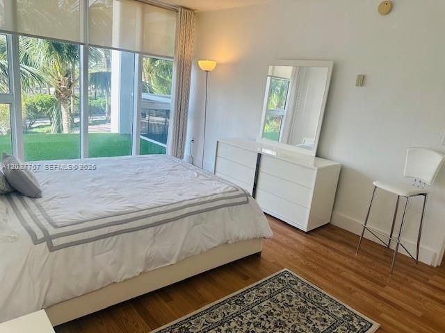 В аренду: $4,690 (2 спален, 2 ванн, 1056 Квадратных фут)