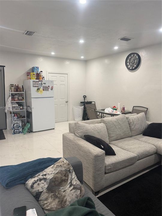 En Venta: $580,000 (2 camas, 1 baños, 1185 Pies cuadrados)