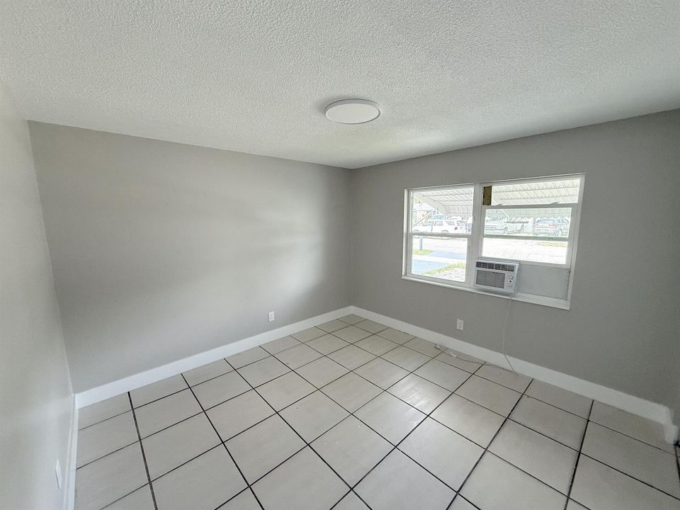new bedroom2