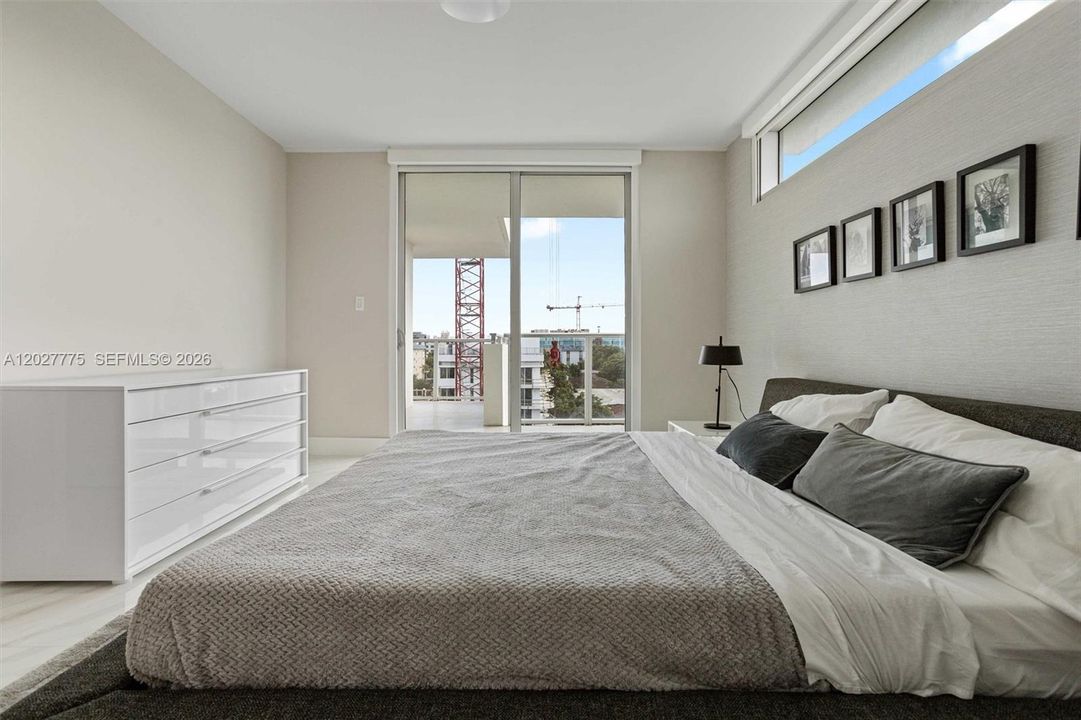 For Sale: $958,200 (3 beds, 2 baths, 1296 Square Feet)