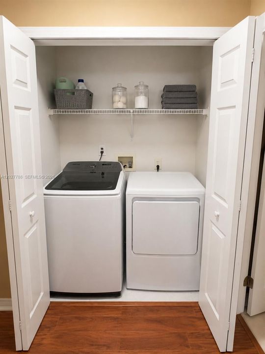 Activo con contrato: $3,850 (3 camas, 2 baños, 0 Pies cuadrados)