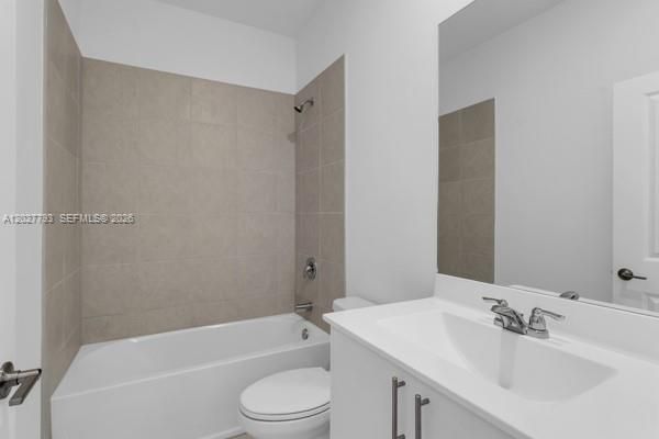 В аренду: $2,350 (3 спален, 2 ванн, 1504 Квадратных фут)