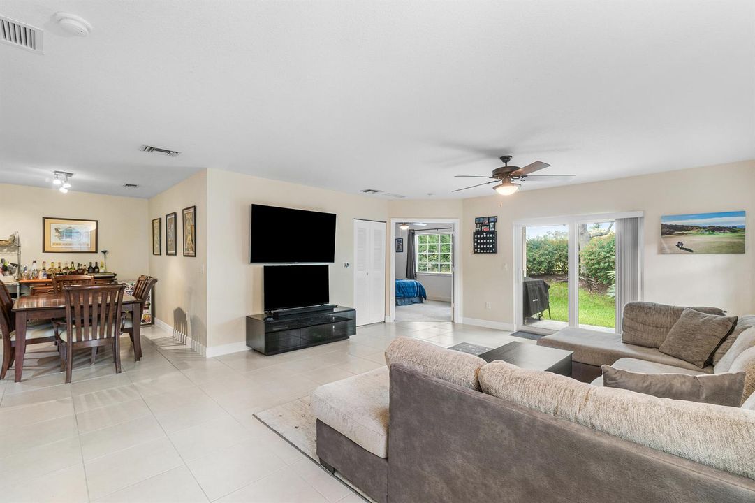 005-6719OldFarmTrail-BoyntonBeach-FL-334