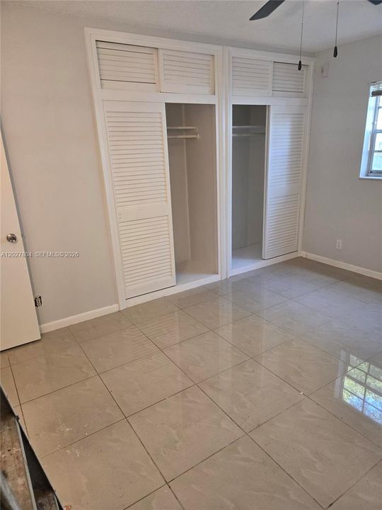 For Sale: $1,650 (2 beds, 2 baths, 960 Square Feet)