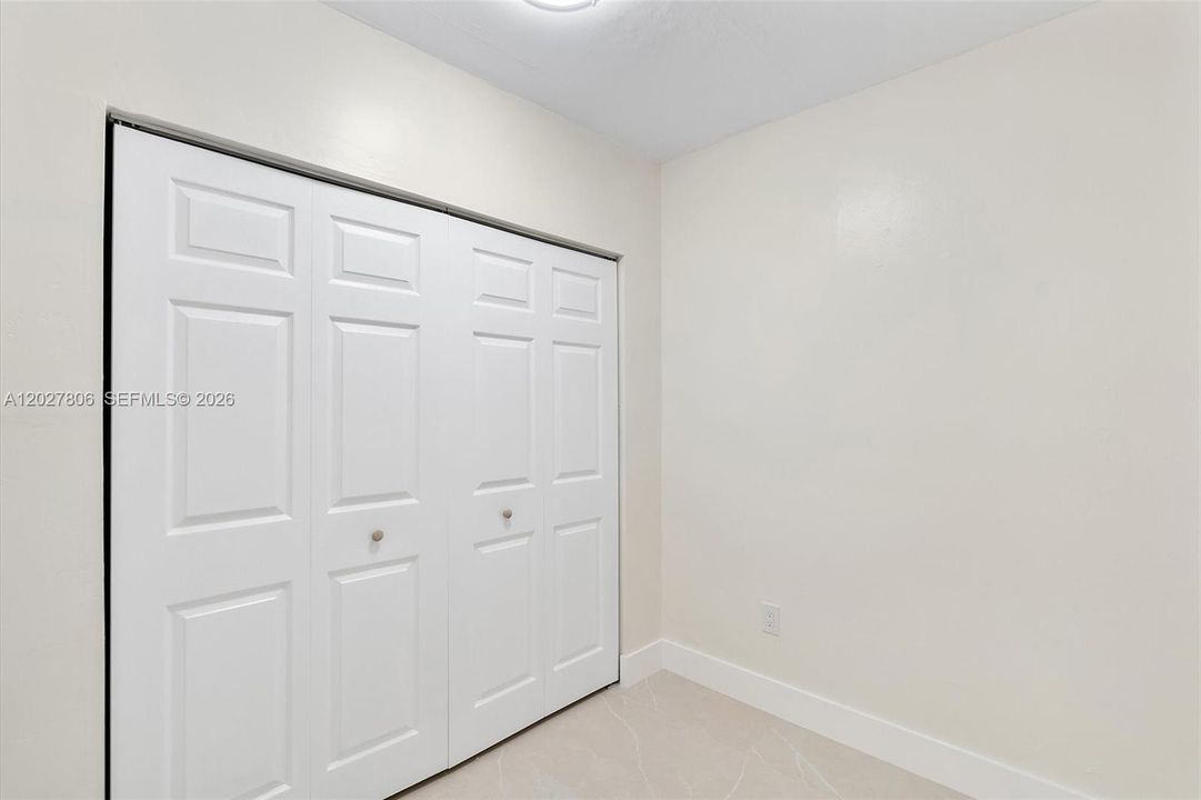 For Rent: $3,999 (3 beds, 2 baths, 2245 Square Feet)