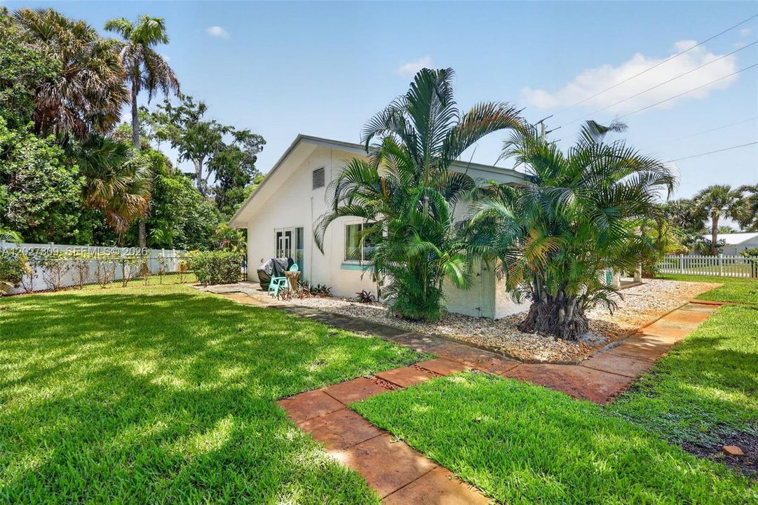 En Venta: $749,000 (3 camas, 2 baños, 1790 Pies cuadrados)
