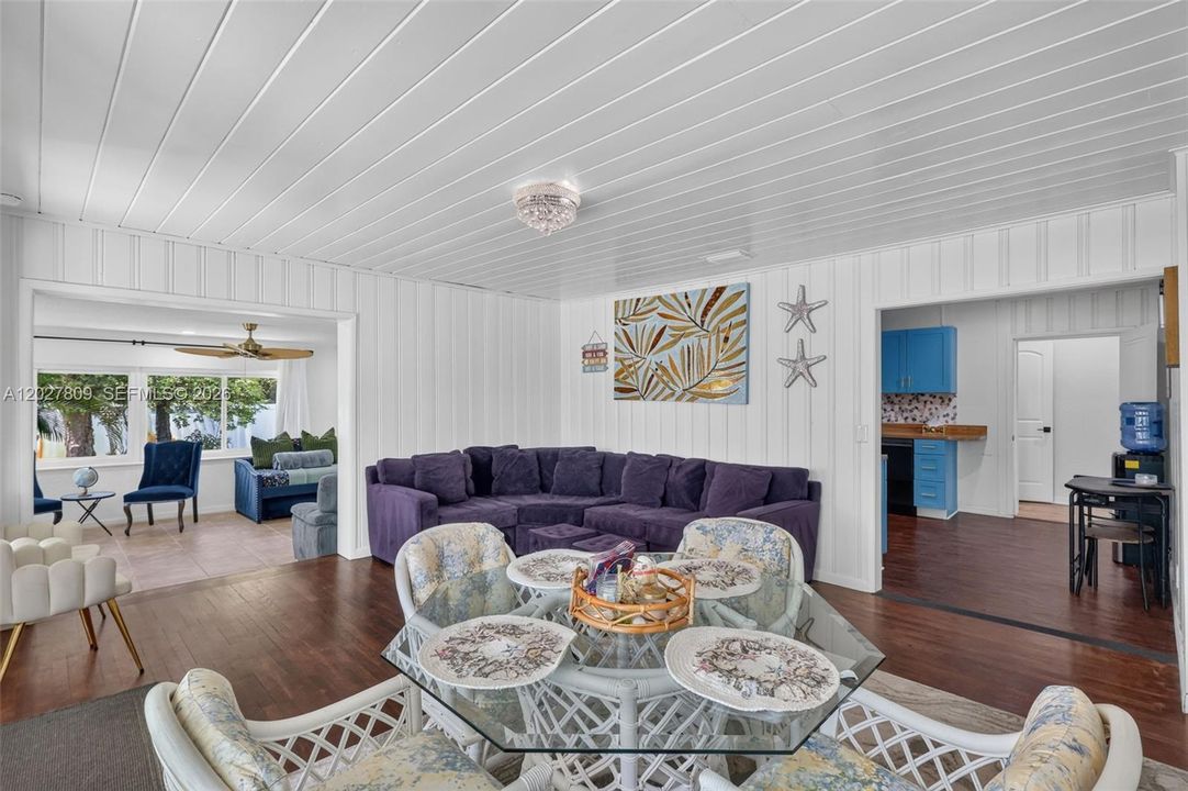 En Venta: $749,000 (3 camas, 2 baños, 1790 Pies cuadrados)