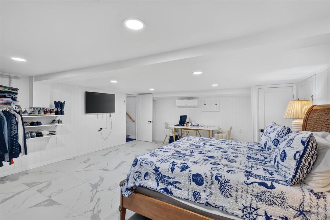 En Venta: $749,000 (3 camas, 2 baños, 1790 Pies cuadrados)