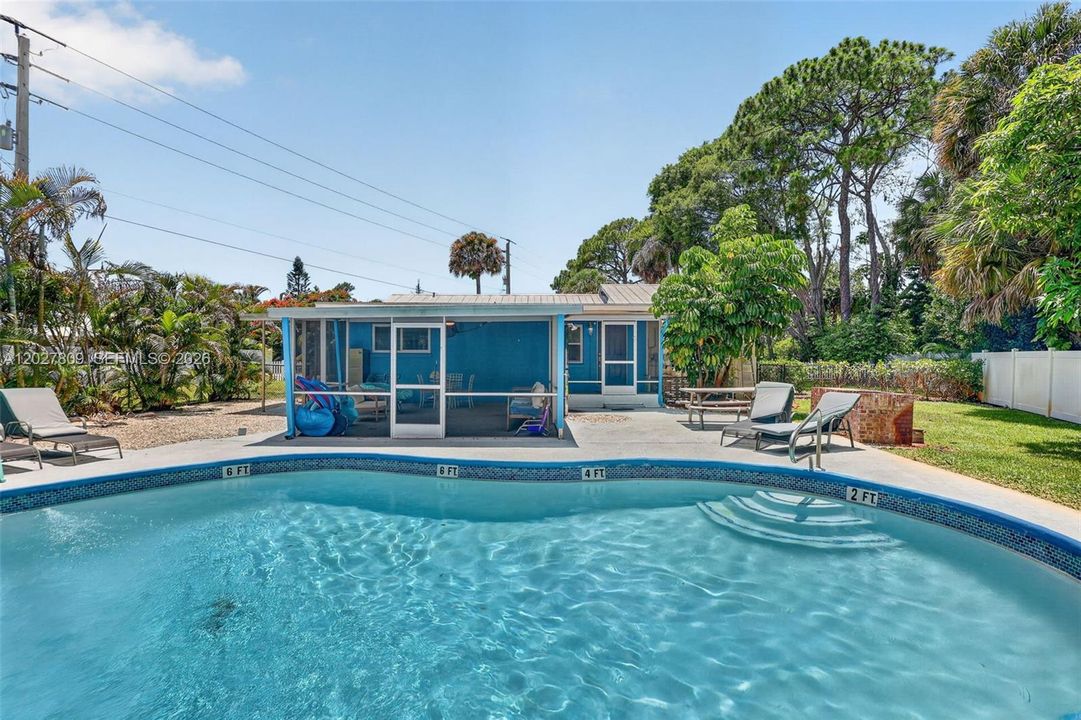 En Venta: $749,000 (3 camas, 2 baños, 1790 Pies cuadrados)