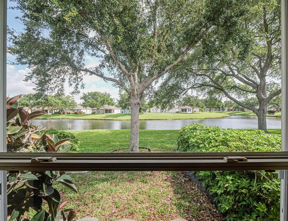 21.1 Waterford Lakes