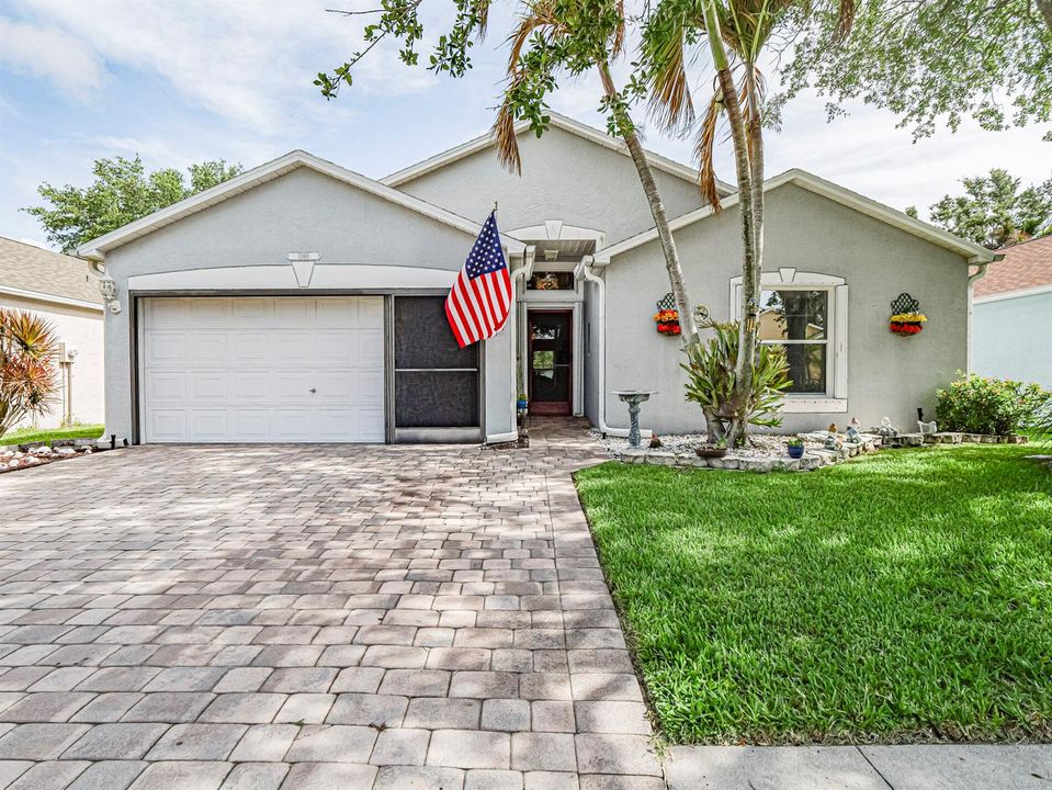 6 Waterford Lakes