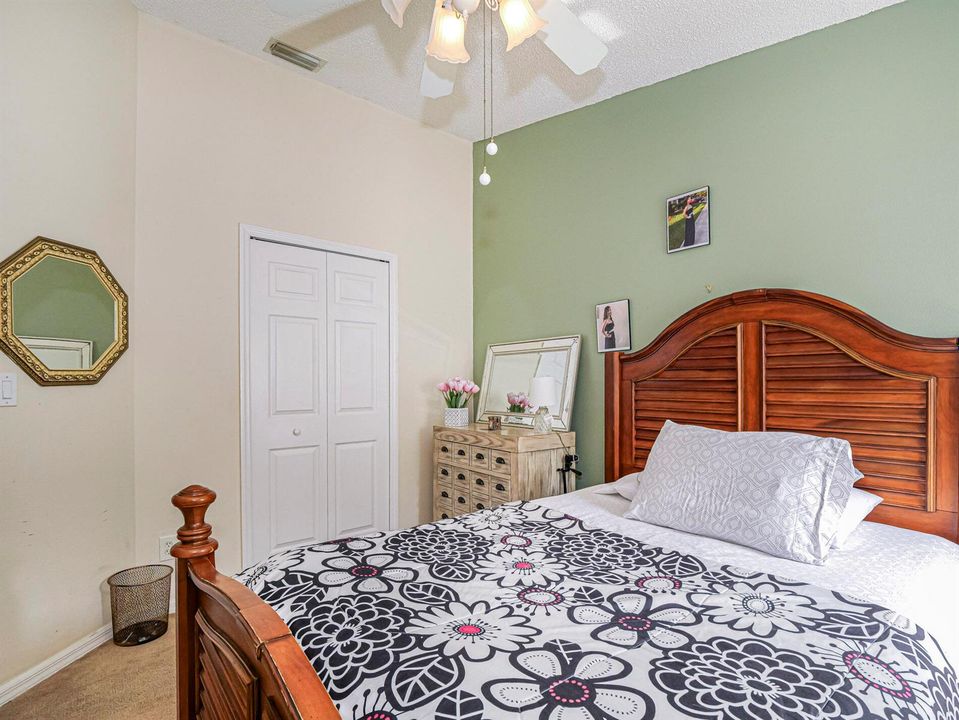 29 Waterford Lakes