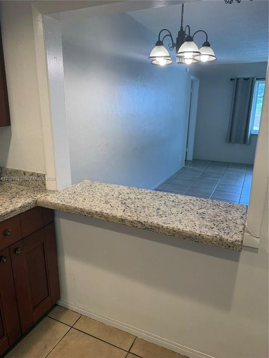 For Rent: $2,200 (2 beds, 2 baths, 3918 Square Feet)