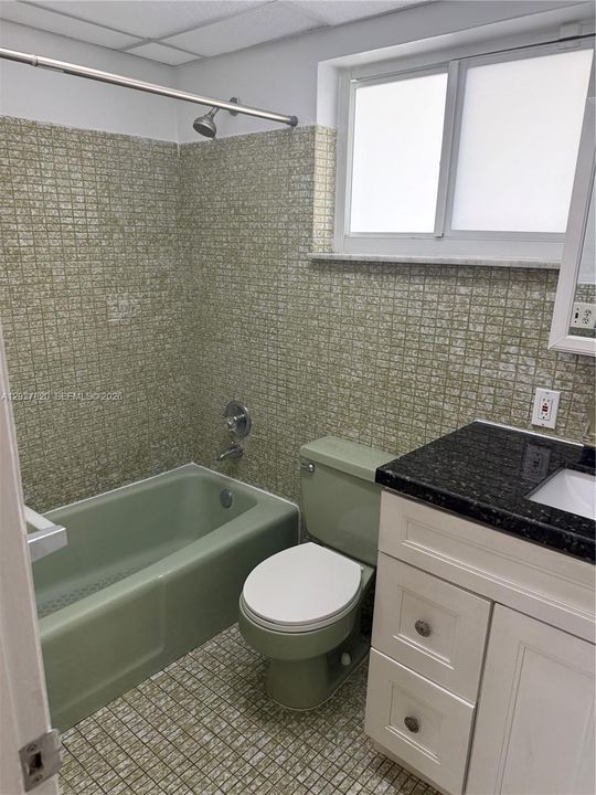 For Rent: $2,200 (2 beds, 2 baths, 3918 Square Feet)