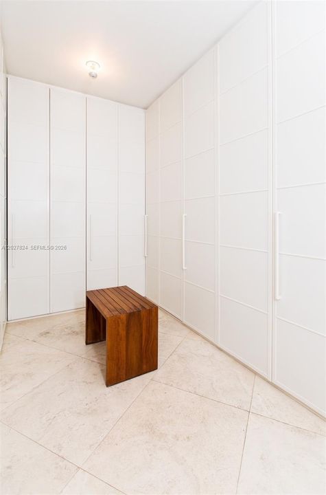 For Rent: $15,000 (3 beds, 3 baths, 2957 Square Feet)