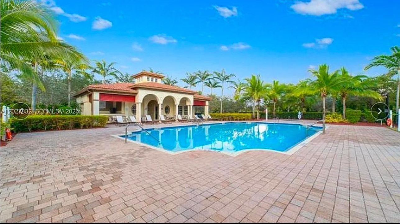 На продажу: $649,999 (4 спален, 2 ванн, 2449 Квадратных фут)